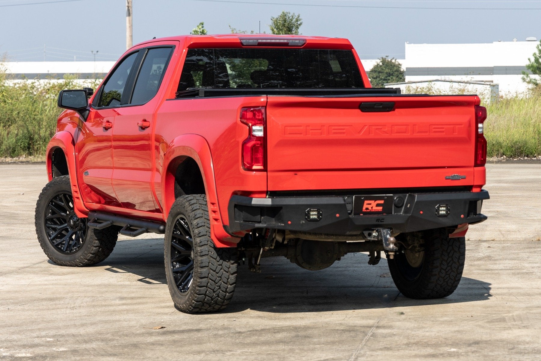 Rough Country Nerf Steps Cab Length Crew Cab Chevy/GMC 1500/2500HD/3500HD 19-24 RCC1980CCB