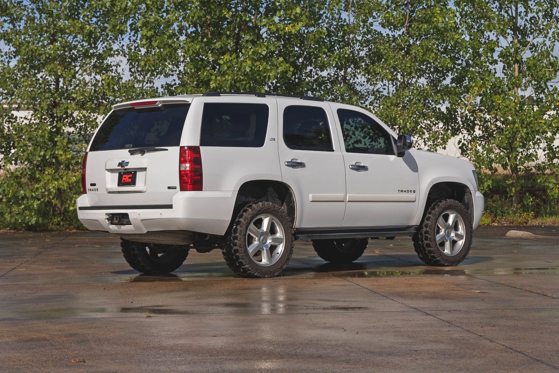 Rough Country 3.5" Lift Kit Forged UCAs Chevy/GMC SUV 1500 07-20 19331RED