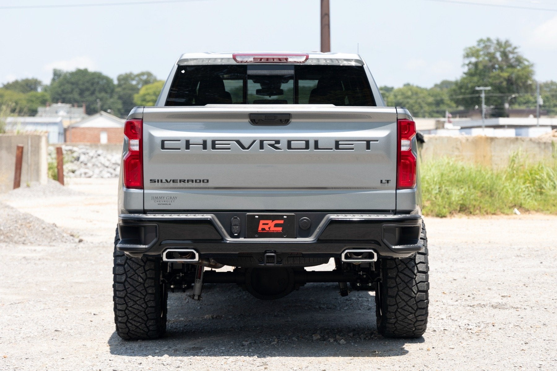 Rough Country 4in GM Lift Kit Lifted Struts 19-20 1500 Trailboss/AT4 PU 4wd