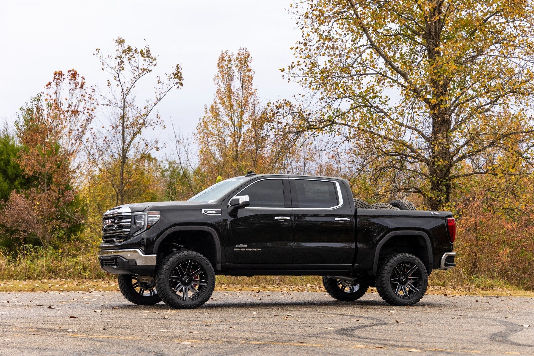 Rough Country 6" Lift Kit | Mono Leaf Rear | Vertex/V2 | GMC Sierra 1500 2WD (25-26) 111557
