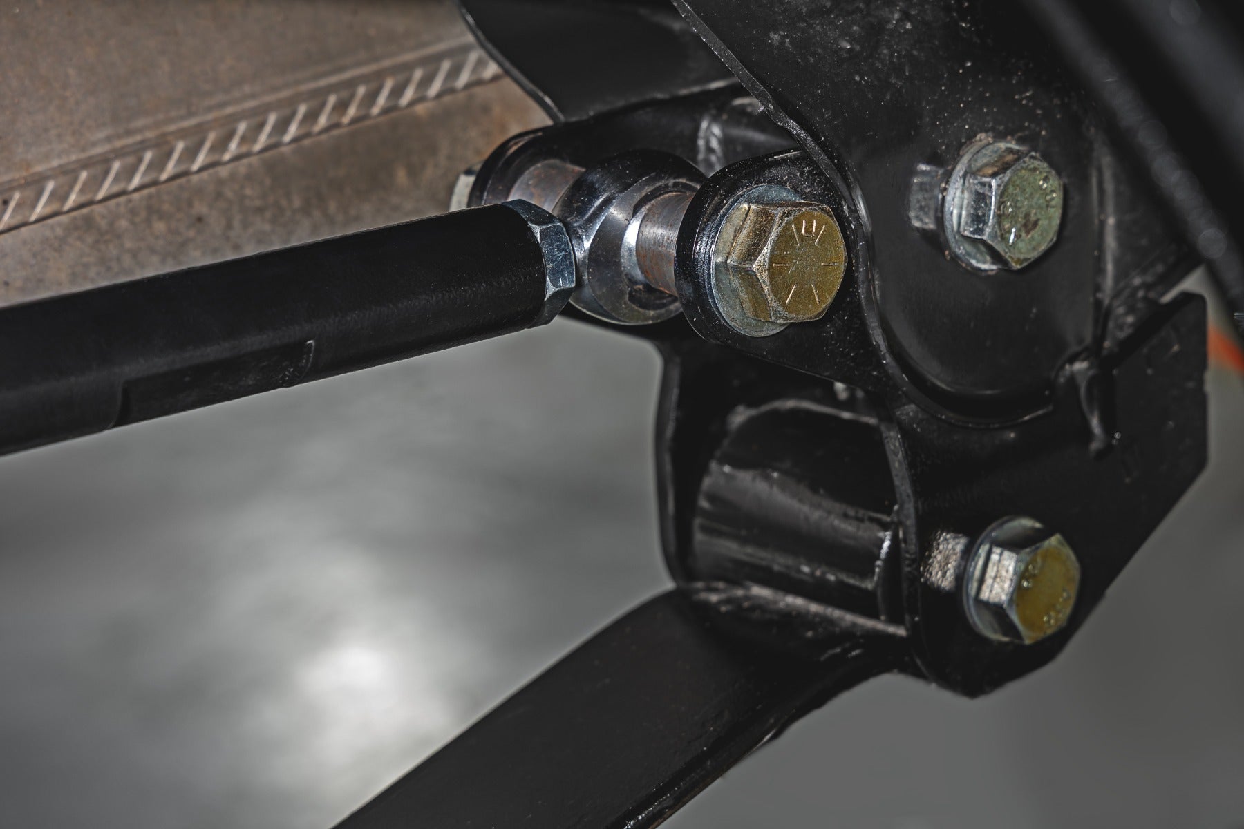 Rough Country Traction Bar Kit | 2-5" Lowering Kit | for Ford F-150 2021-2025 51165