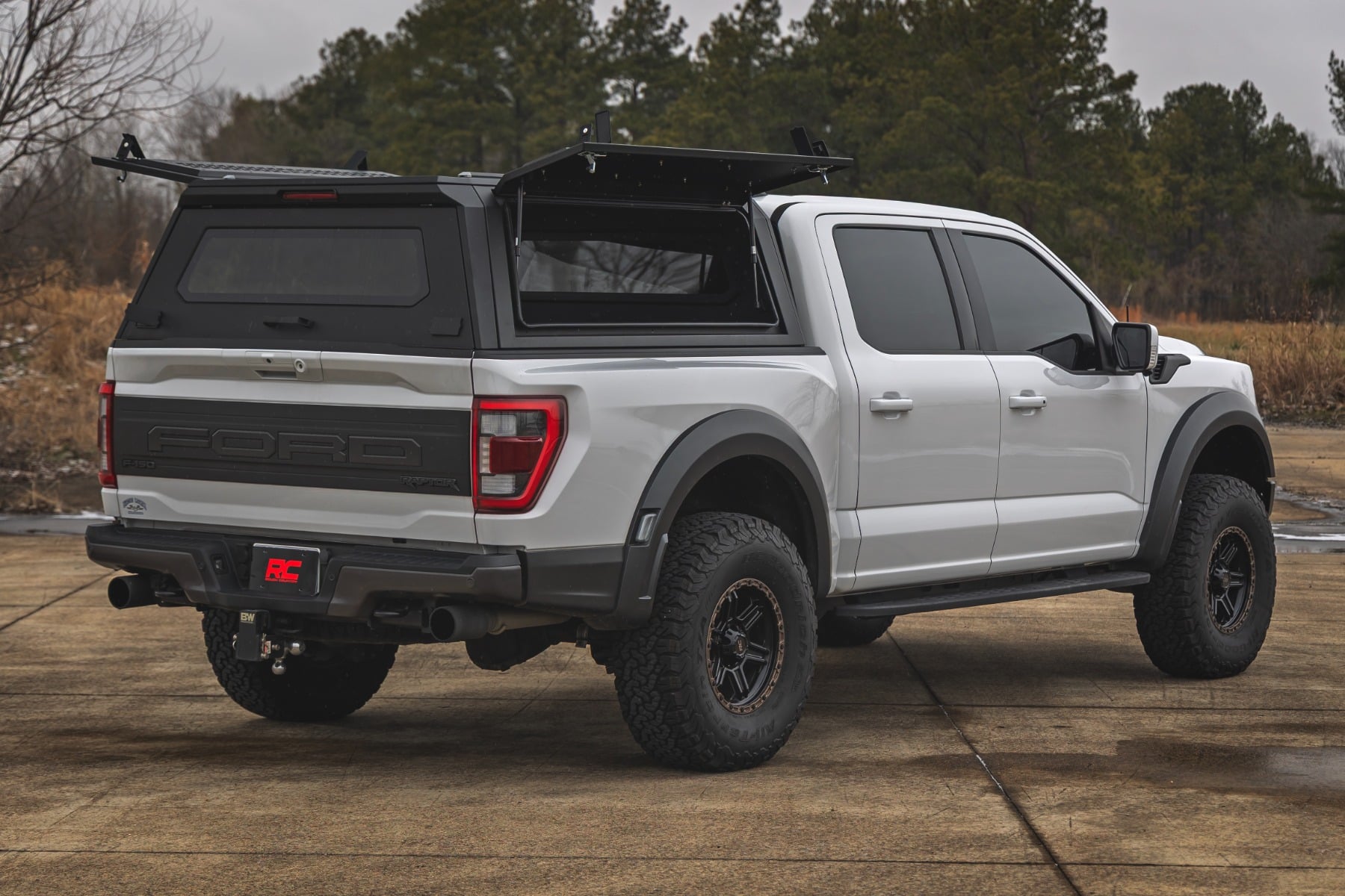Rough Country Truck Bed Cap | Modular | 5'7" Bed | for Ford F-150 2021-2025 73400