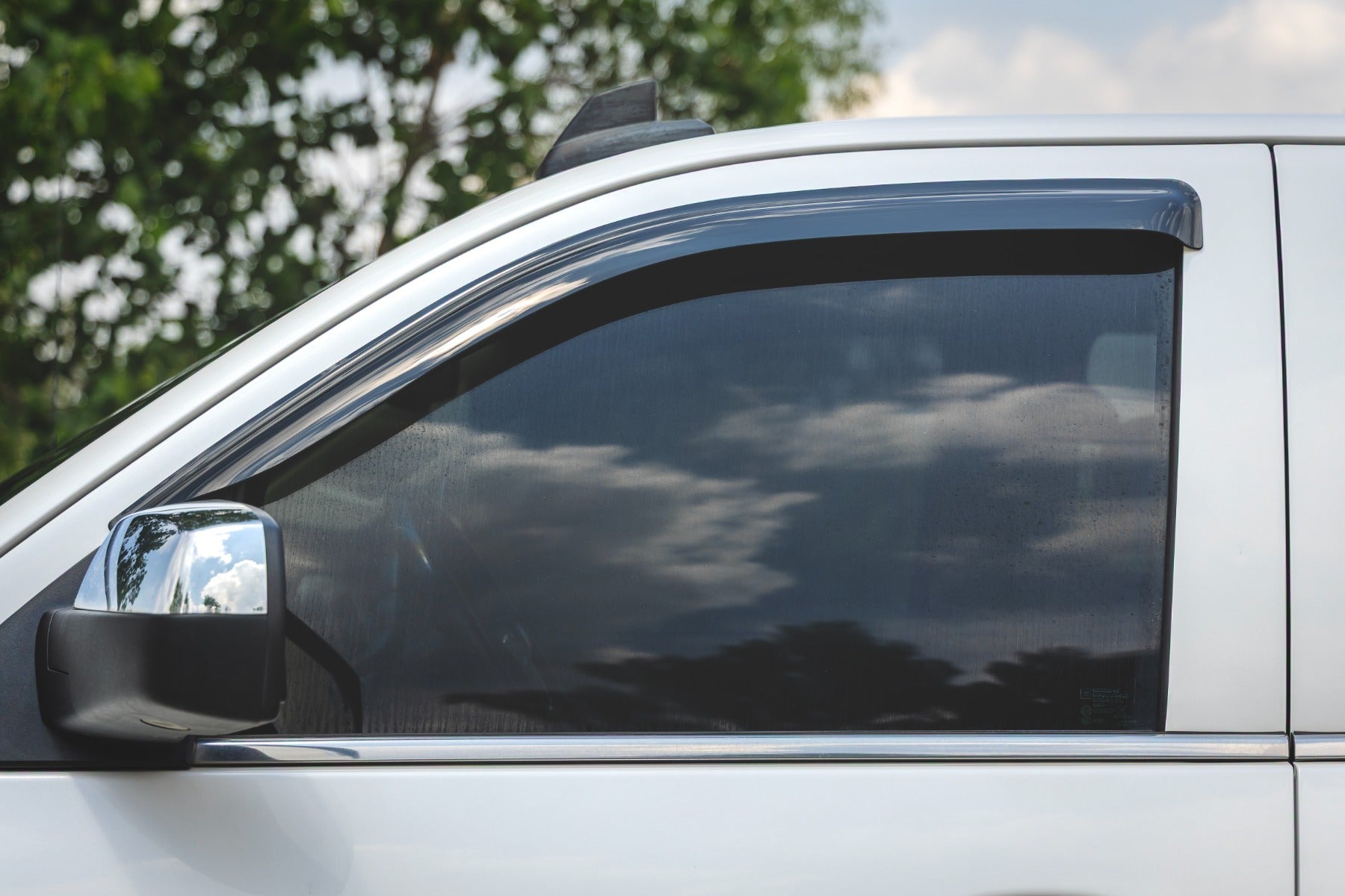 Rough Country Side Window Deflectors | Tape On Rain Guard | Chevy/GMC 1500/2500HD/3500HD 2WD/4WD 911418