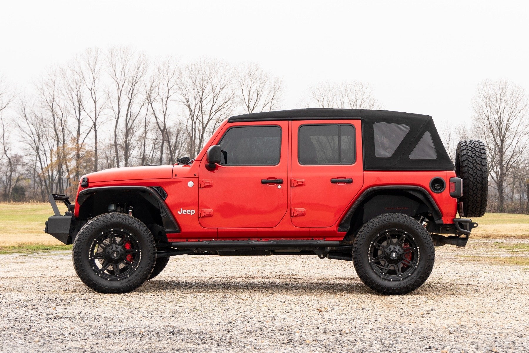 Rough Country Oval Nerf Steps 4Dr Black Jeep Wrangler Unlimited 18-23 21016