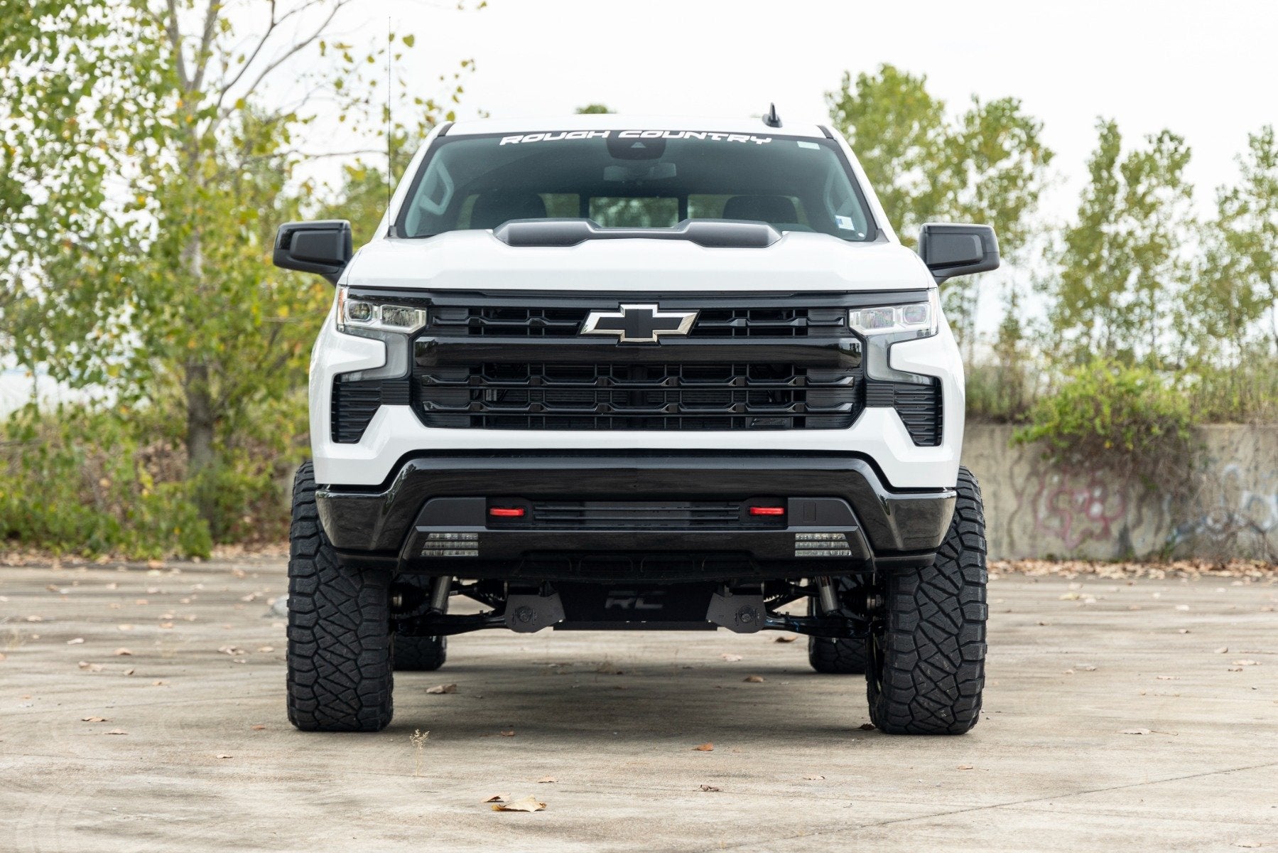 Rough Country 4in GM Lift Kit Lifted Struts 19-20 1500 Trailboss/AT4 PU 4wd 27532