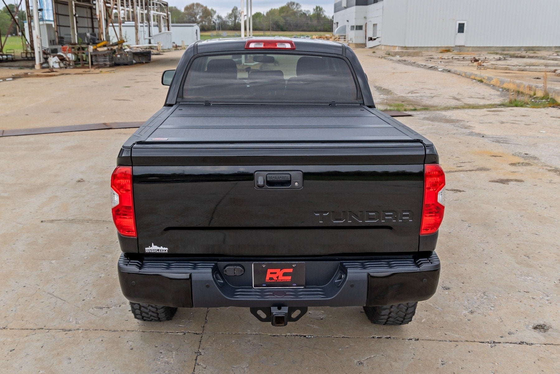 Rough Country Hard Low Profile Bed Cover Toyota Tundra 2007-2021 47414550B