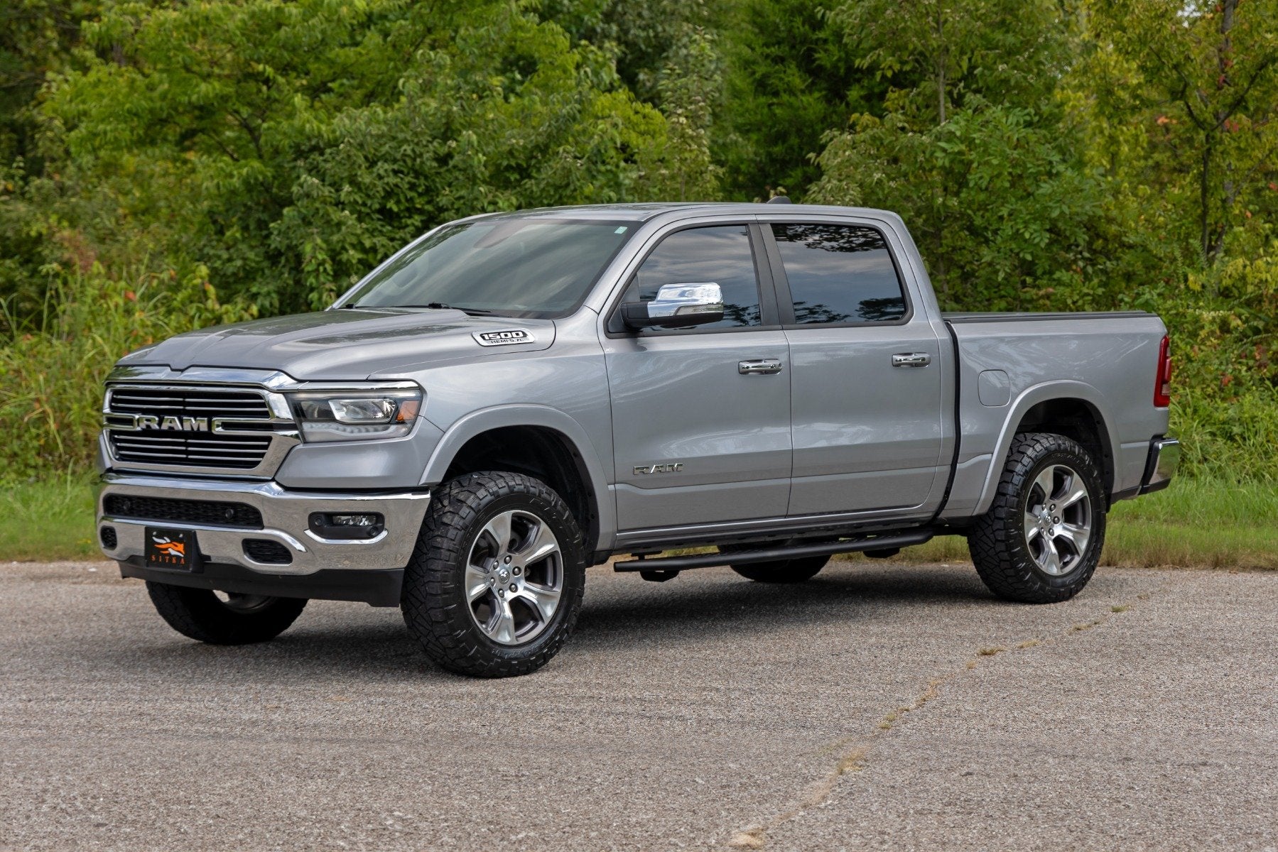 Rough Country HD2 Alum Running Boards Ext Cab Chevy/GMC 1500/2500HD/3500HD 07-19 14008