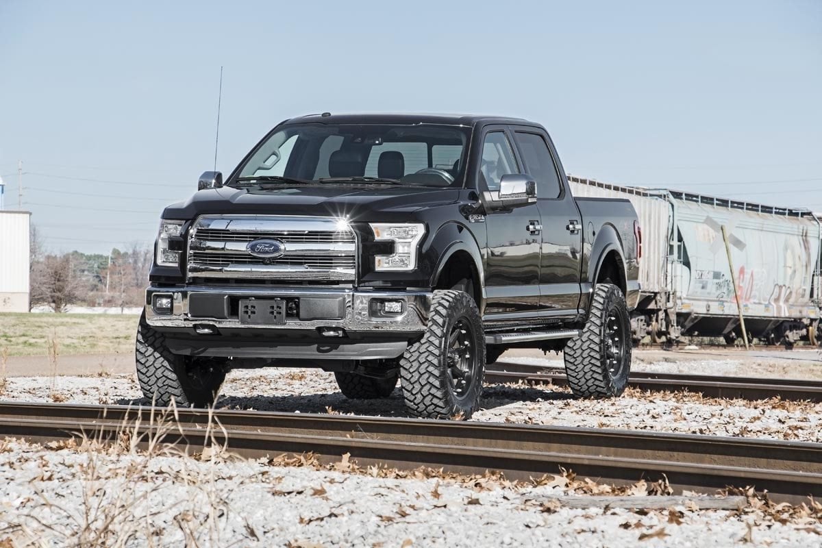 Rough Country 6in for Ford Suspension Lift Kit Vertex & V2 15-20 F-150 4wd 55757