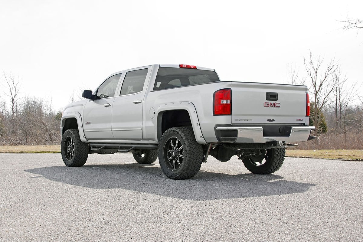 Rough Country 5in GM Suspension Lift Kit w/N3 14-18 1500 PU 4wd Cast Steel