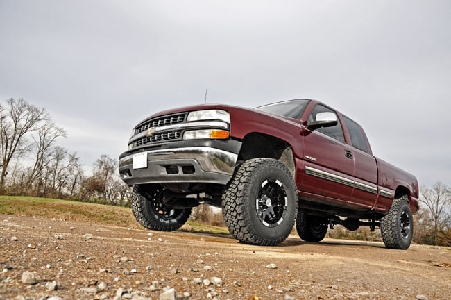 Rough Country Chevy GMC 1500 Pickup 6" Susp Lift Kit w/N2.0 Shocks 99-06 2WD 23420