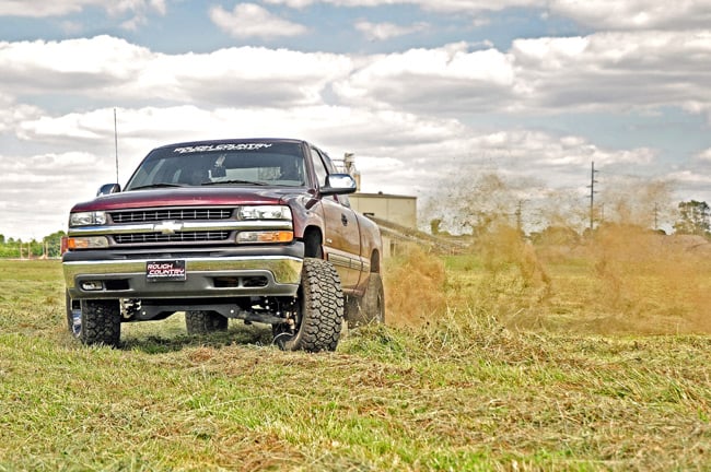 Rough Country Chevy GMC 1500 Pickup 6" Susp Lift Kit w/N2.0 Shocks 99-06 2WD 23420
