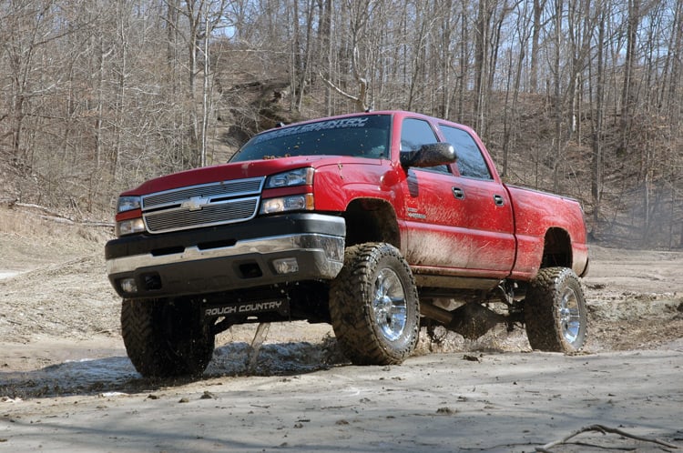 Rough Country 6in Suspension Lift Kit for Chevy/GMC 2500HD w/ V2 Shocks 01-10 29770