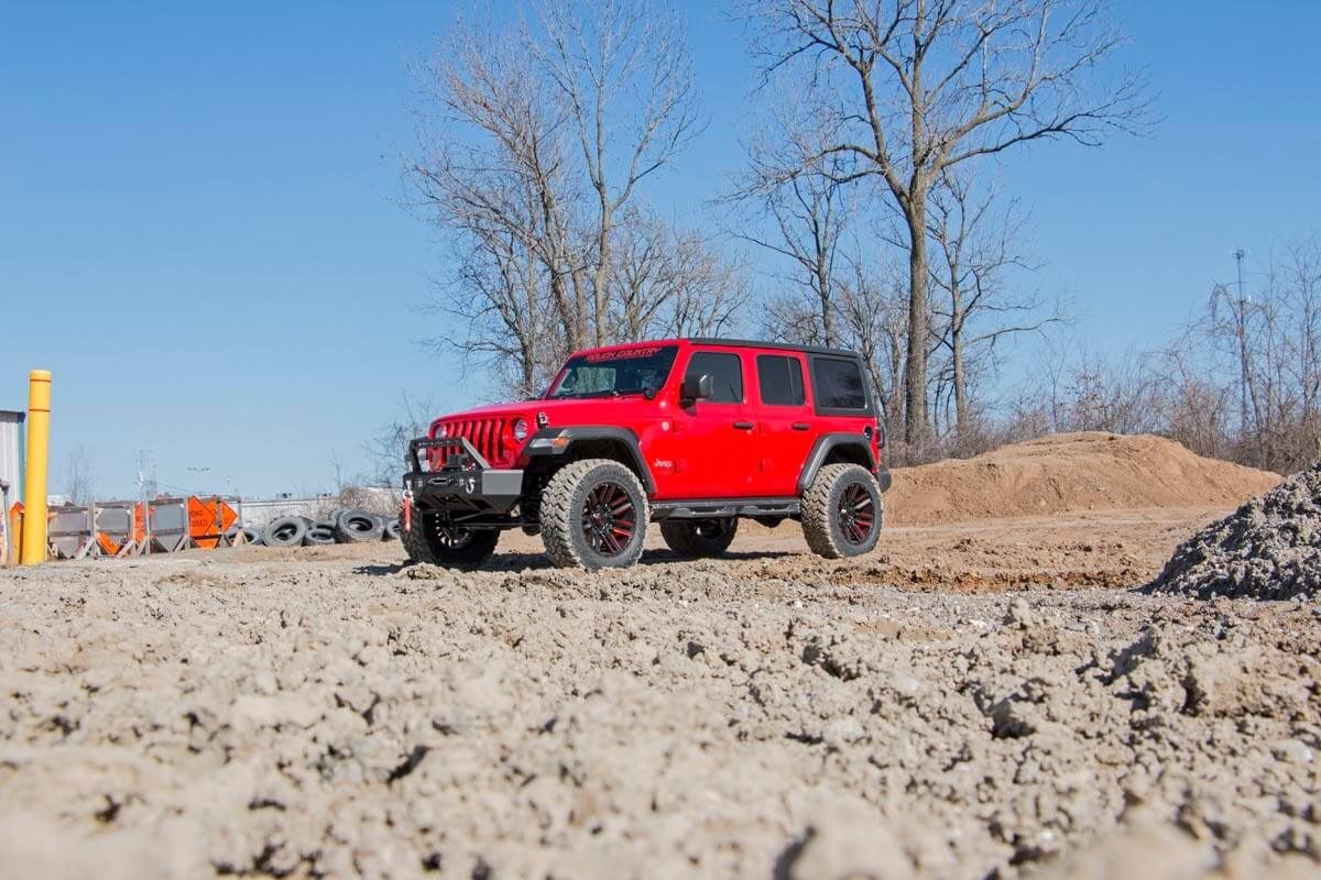 Rough Country 3.5" Lift Kit | Adj Lower | FR D/S | M1 | for Jeep Wrangler Unlimited 4WD (18-23) 65540