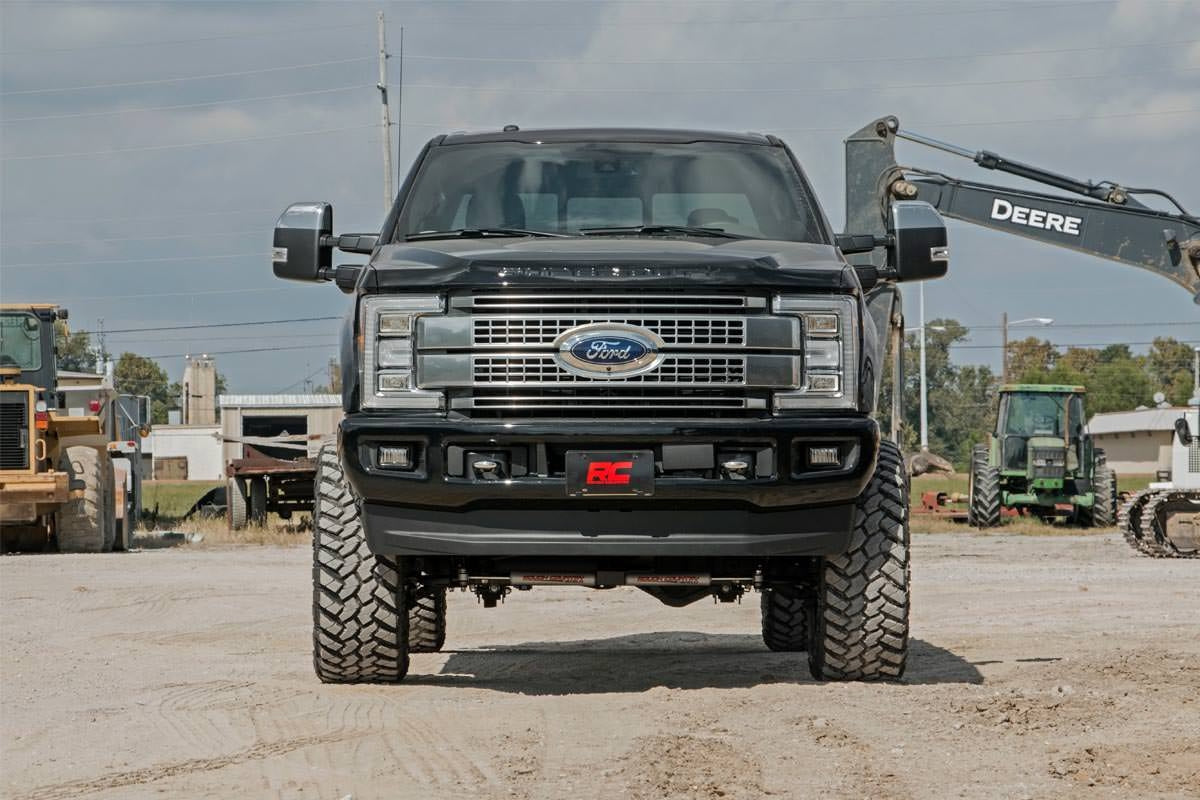 Rough Country 6 In Lift Diesel OVLD D/S M1 for Ford Super Duty 17-23 50341
