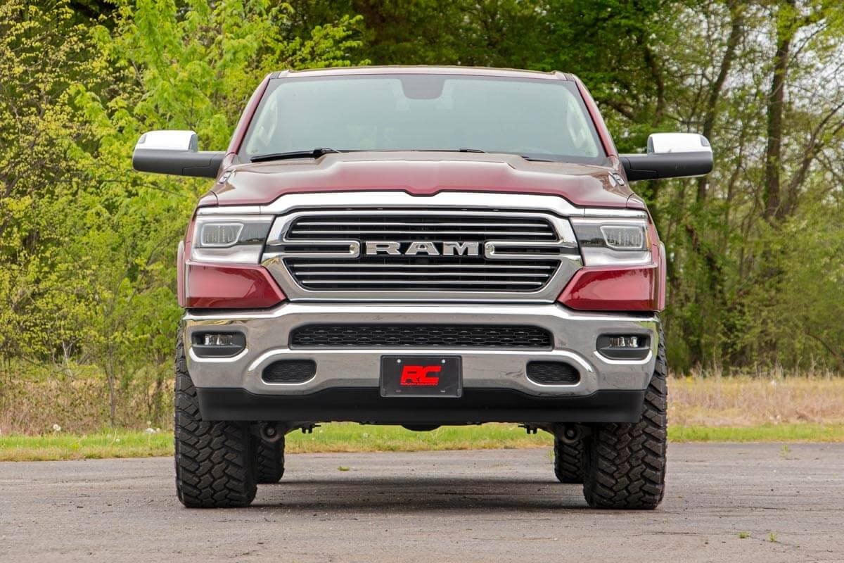 Rough Country 3.5" Lift Kit N3 Struts for Ram 1500 2019-2025 31431RED