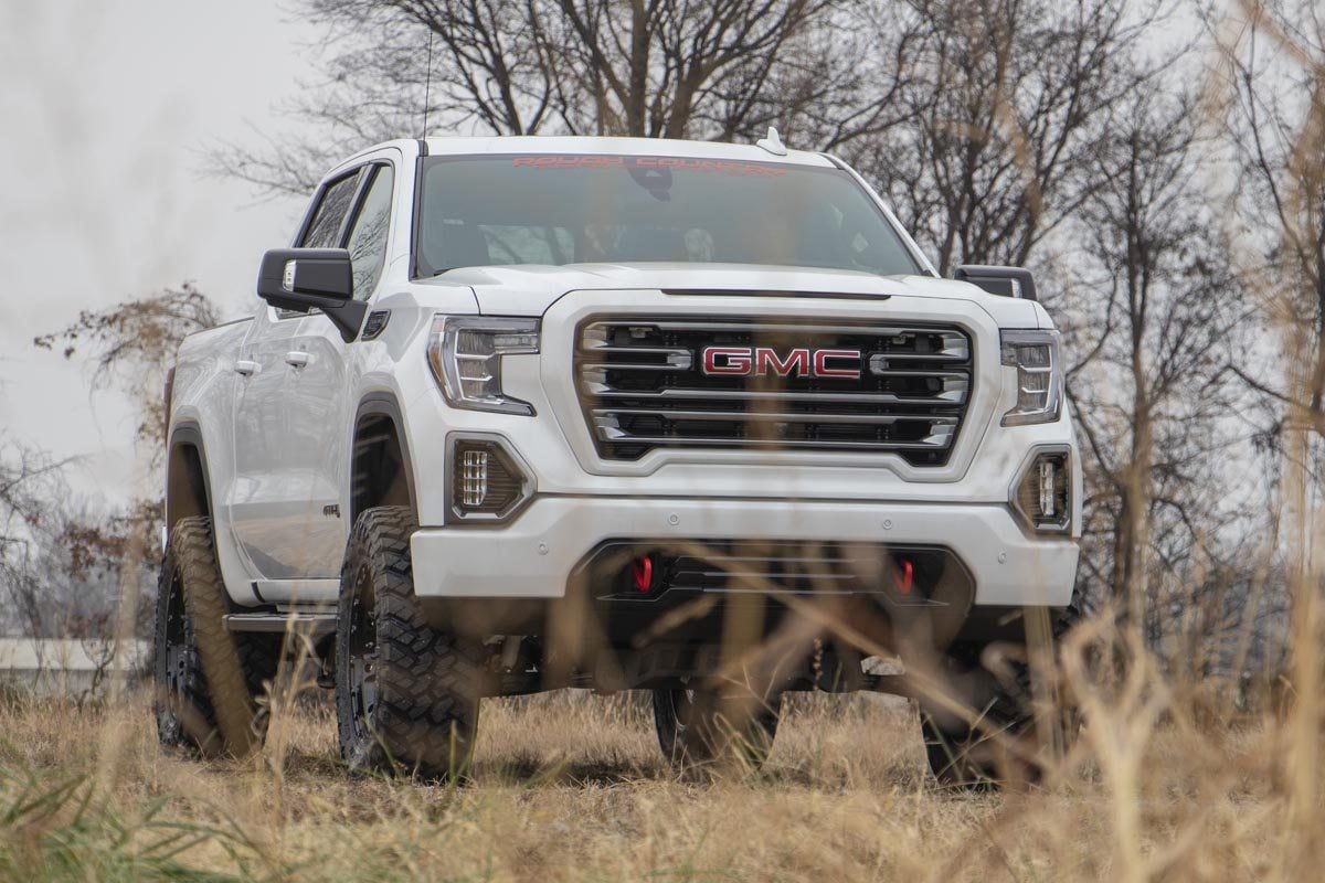 Rough Country 4 Inch Lift Kit AT4/Trailboss M1/M1 Chevy/GMC 1500 19-22 27540