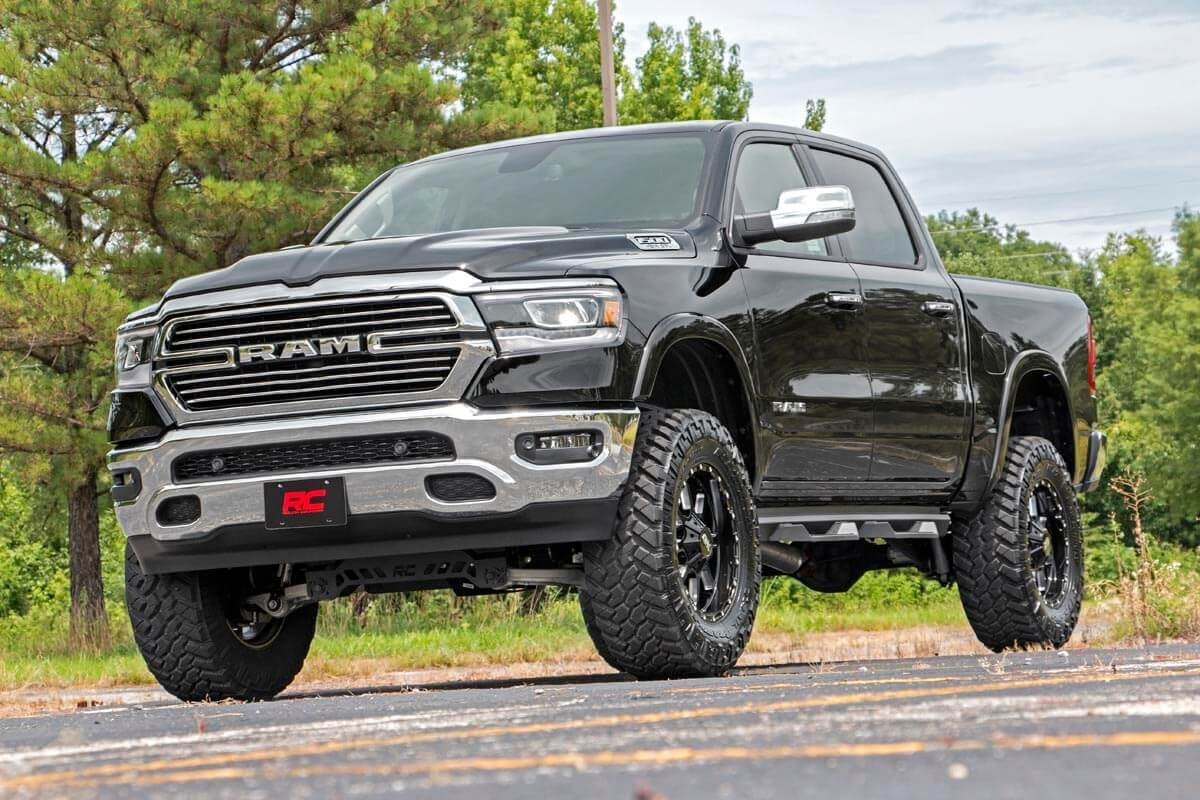 Rough Country 6" Lift Kit Struts 19-25 for Ram 1500 4WD 22" Factory Wheel Models -6