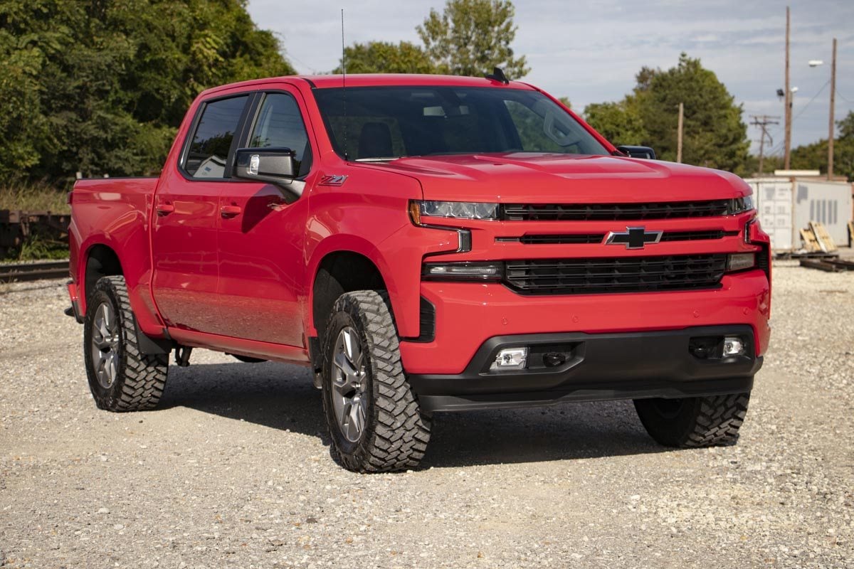 Rough Country 3.5" Lift Kit Chevy Silverado 1500 19-25 29531RED
