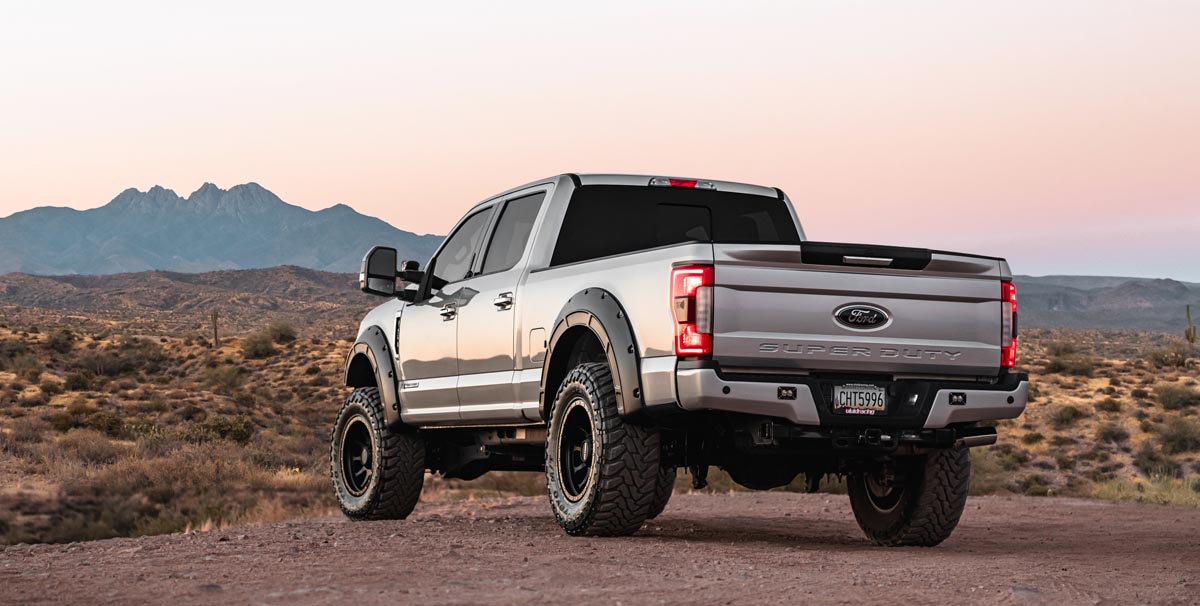 Rough Country Defender Fender Flares G1 Absolute Black for Ford F250/F350 17-22 A-F21112-G1