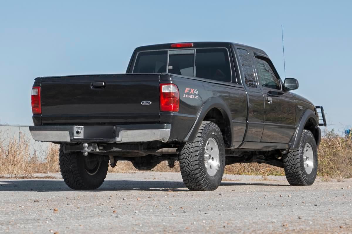Rough Country 1.5in Ford Leveling Kit 98-11 Ranger 4WD 50108
