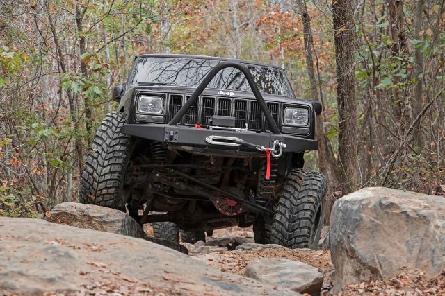 Winch Bumper Jeep Cherokee XJ 84-01 Front 10570