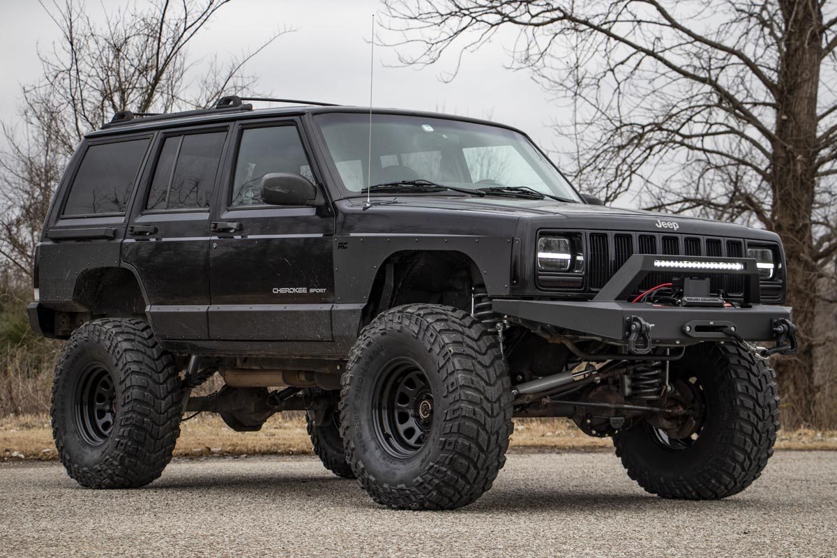 Rough Country Jeep Lower Door Armor 97-01 Cherokee XJ 10582