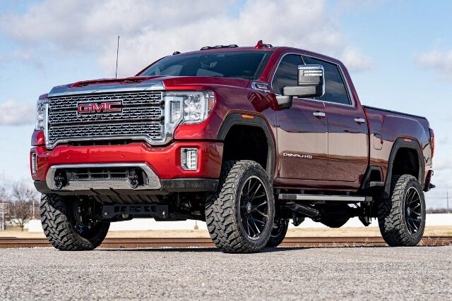 Rough Country 5" Lift Kit NTD M1 w/ Overloads Chevy/GMC 2500/3500HD 20-26 110840