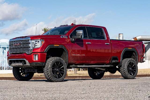 Rough Country 5" Lift Kit NTD V2 w/ Overloads Chevy/GMC 2500/3500HD 20-26 110870