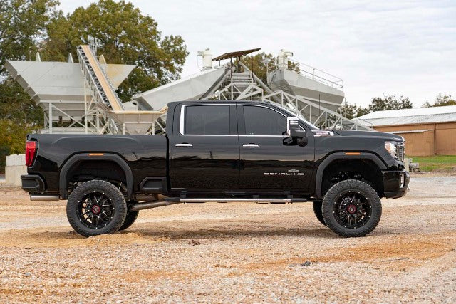 Rough Country 7" Lift Kit NTD w/ Overloads Chevy/GMC 2500/3500HD 4WD 20-25 111130