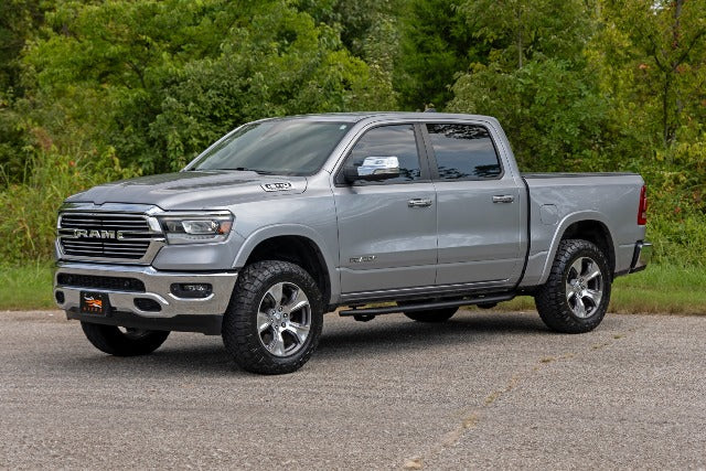 Rough Country HD2 Alum Running Boards Ext Cab Chevy/GMC 1500/2500HD/3500HD 07-19 14008