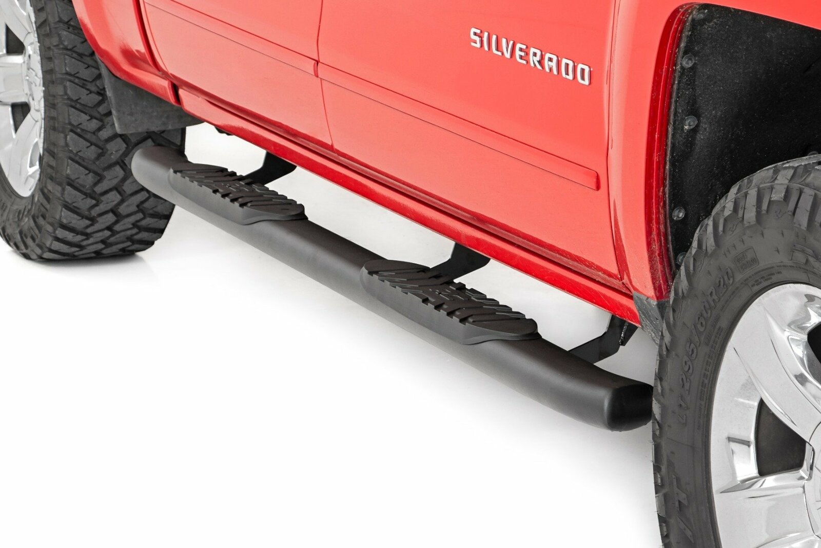 Rough Country GM Nerf Step Bars 07-18 GM 1500/07-19 2500HD/3500 HD/19 Classic CC 21001