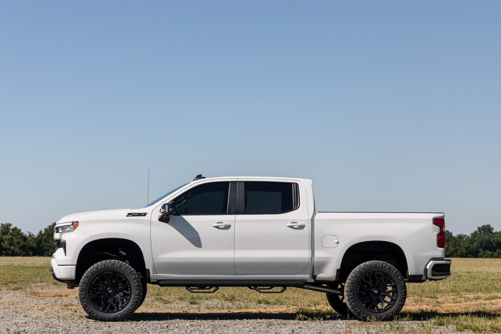 Rough Country 6" Lift | Mono Leaf Rear | Diesel | Chevy Silverado 1500 4WD 2025 -4