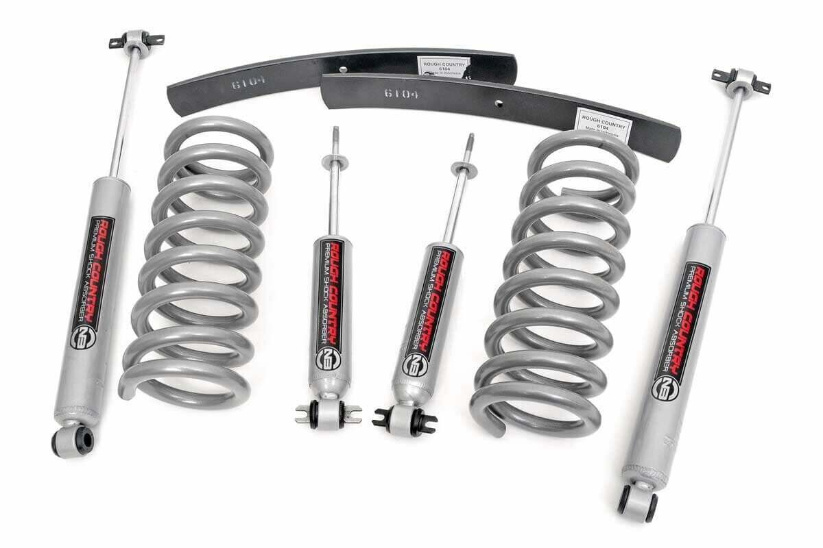 Rough Country 2in CHEVY/GMC S10 TRUCK (82-03)/SONOMA (91-03) 2WD -1
