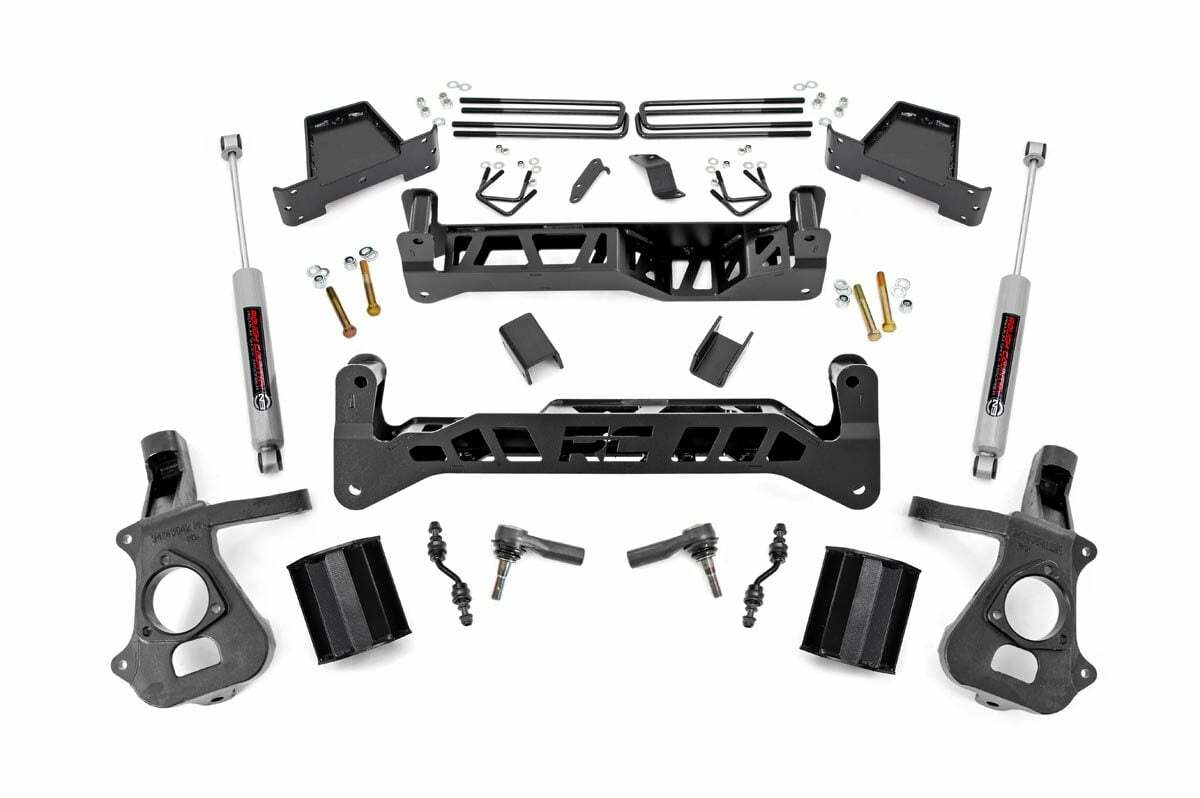 Rough Country 7.5in GM Suspension Lift Kit w/N3 14-17 1500 PU 2WD Cast Steel -1