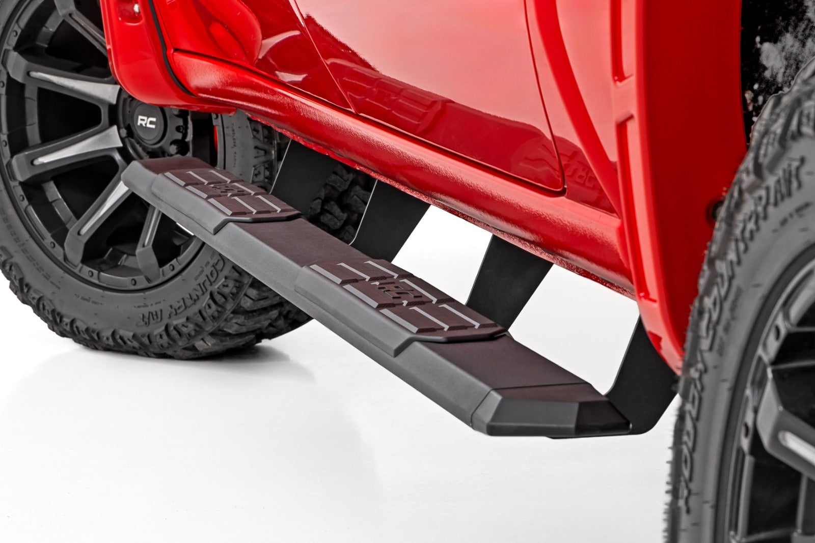 Rough Country TR2 Running Boards | Chevy/GMC 1500/2500HD/3500HD 19-26 25001