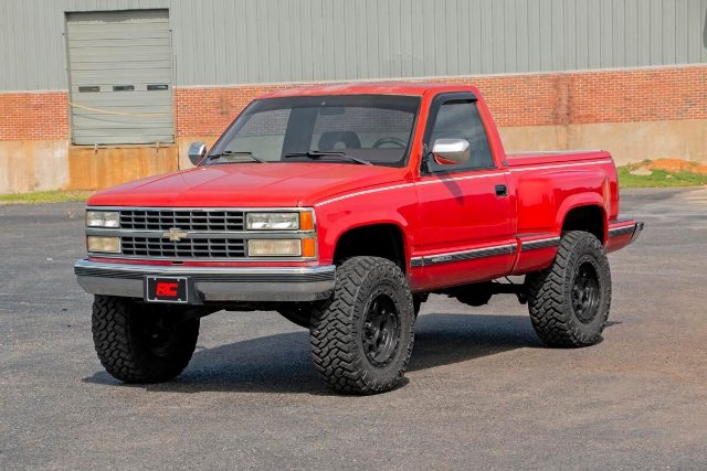 Rough Country 6in Chevy GMC 2WD 1500 Trucks Silverado Sierra Suspension Lift Kit 27130
