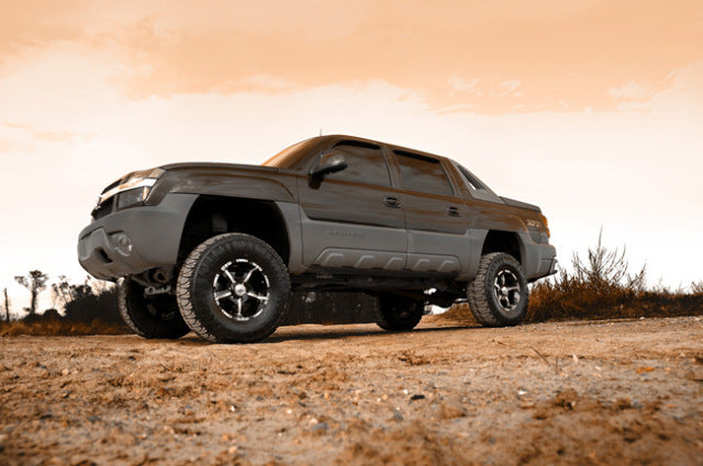 Rough Country 6 In Lift Chevy Avalanche 1500 02-06/Suburban 1500 00-06 27940