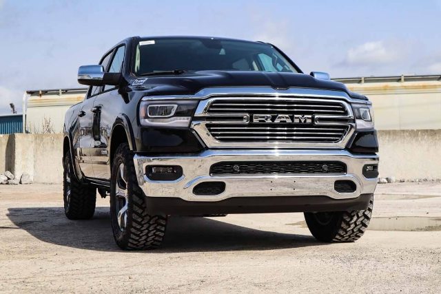 2in Ram Leveling Lift Kit 19-20 Ram 1500 4WD AIR RIDE 31012