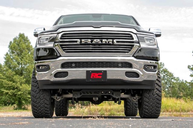 Rough Country 6" Suspension Lift Kit Vertex and V2 19-20 for Ram 1500 4wd 33457