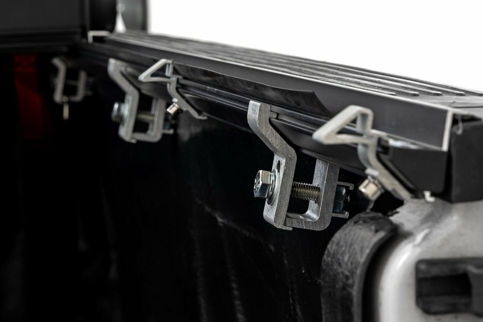 Rough Country Hard Low Profile Bed Cover 6'7" Bed for Ford F-150 04-14