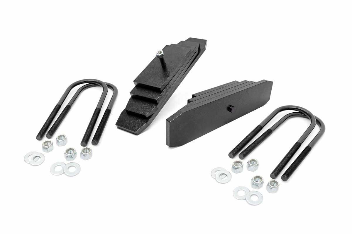 Rough Country 2in Ford Leveling Lift Kit 99-04 F250/350 4WD 49800