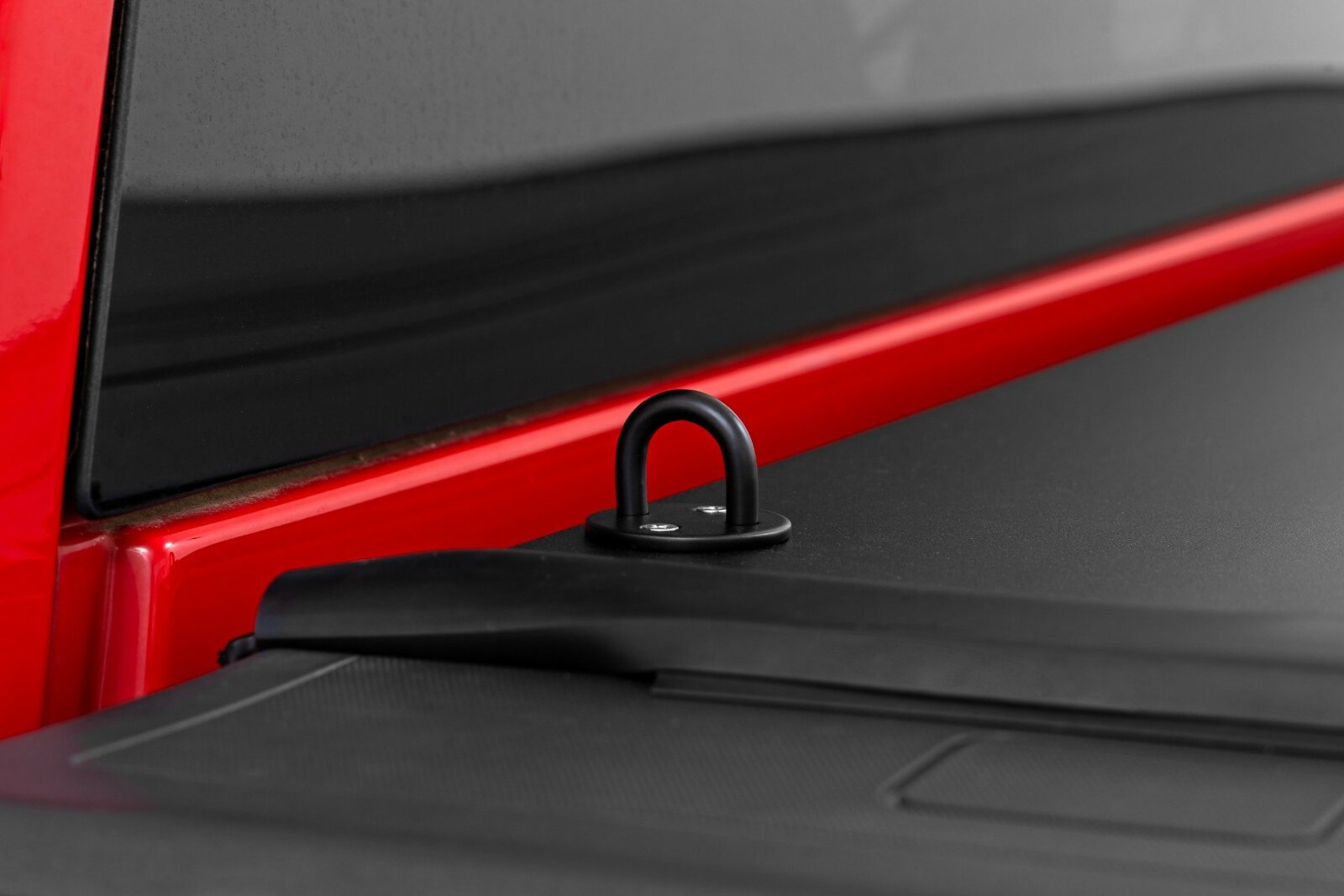 Rough Country Hard Roll Up Bed Cover 5'9" Bed Chevy/GMC 1500 14-18 & Classic