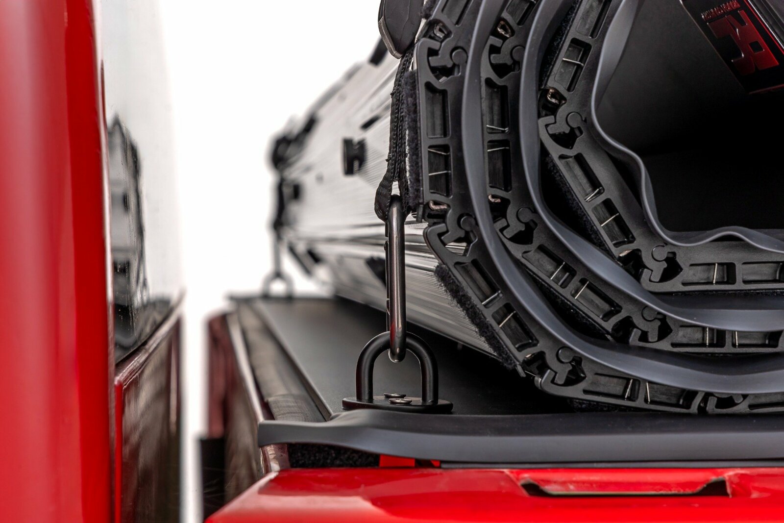 Rough Country Hard Roll Up Cover 6'7" Bed Chevy/GMC 1500 (1999-2006)