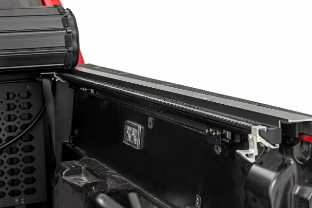 Hard Roll Up Bed Cover 5' Bed Toyota Tacoma 2024 50415551