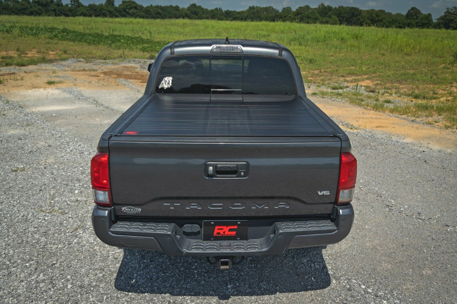 Rough Country Hard Roll Up Bed Cover 5' Bed for Toyota Tacoma 2WD/4WD 2016-2023 -4