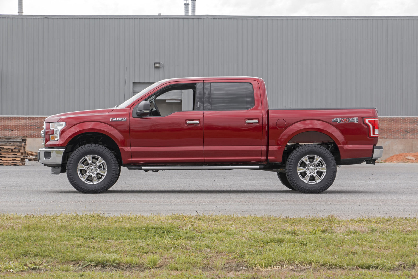 Rough Country Ford F150 2" Leveling Lift Kit w/ Shocks 2009-2020 4WD/2WD 52230