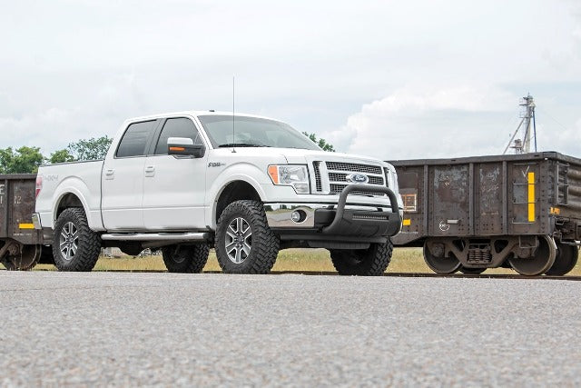 Rough Country 4d F150 3" Lift Kit w/Lifted Struts Upper Ctrl Arms 09-13 4wd 54431
