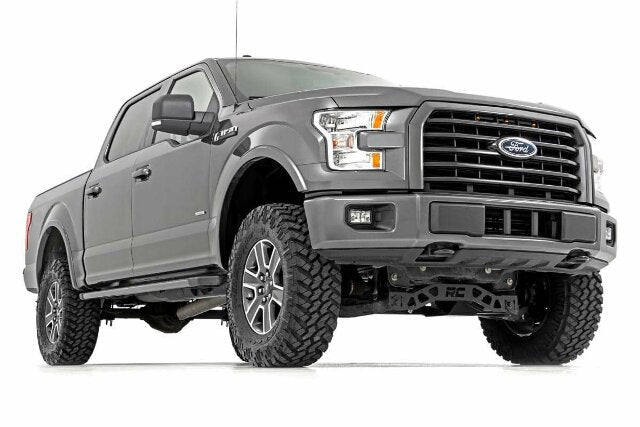 Rough Country 4 Inch Lift Kit M1 Struts/M1 for Ford F-150 4wd 2015-2020 55540