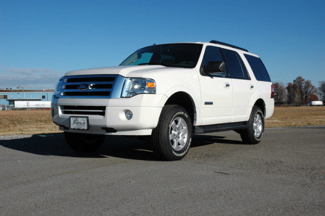 Rough Country 2.5 Inch Lift Kit For Ford Expedition (2003-2013) 585