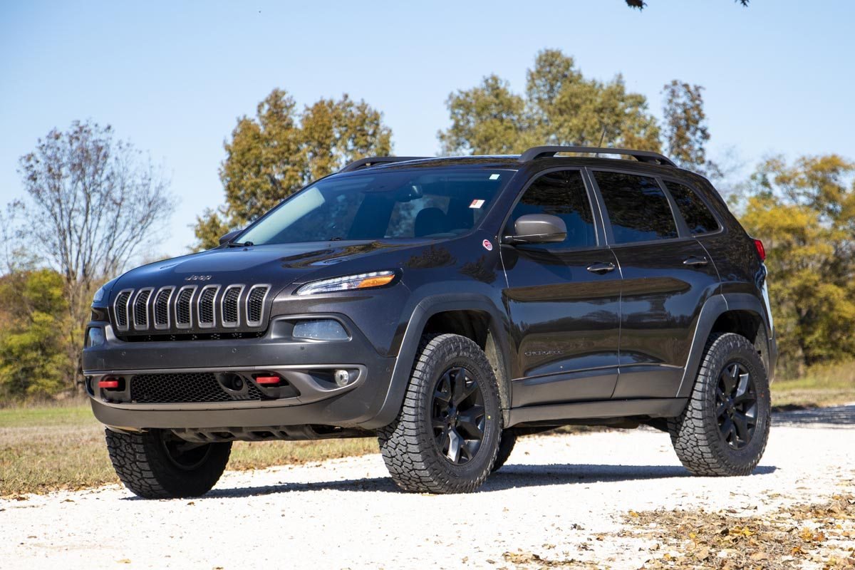 Rough Country 2in Lift Kit fits Jeep Cherokee KL 2014-2022 60400